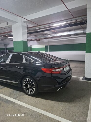 Hyundai Grandeur-5