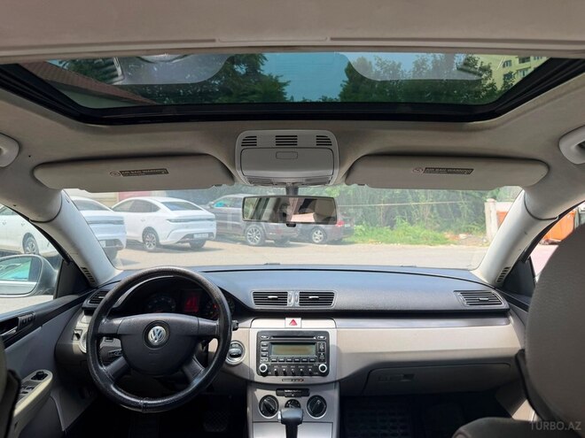 Volkswagen Passat-13