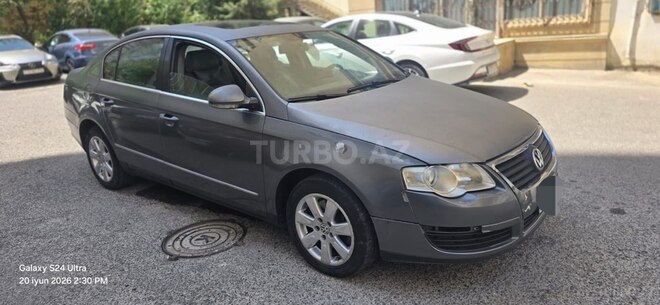 Volkswagen Passat-4