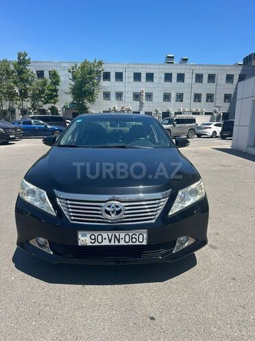 Toyota Camry-1