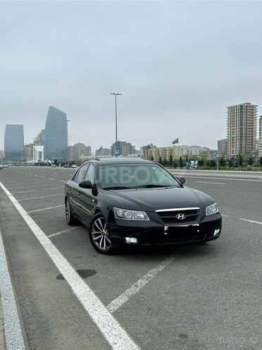 Hyundai Sonata-2