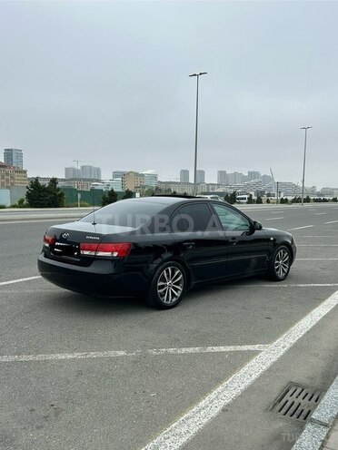 Hyundai Sonata-6
