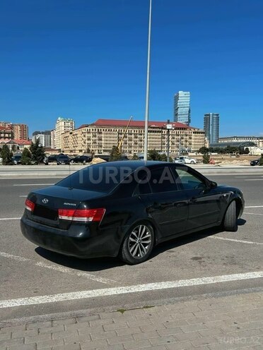 Hyundai Sonata-9