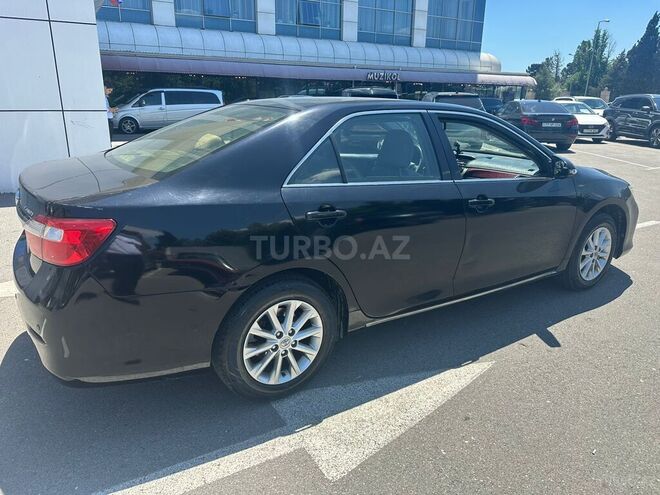 Toyota Camry-4