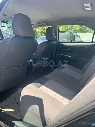 Toyota Camry-7