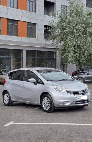 Nissan Versa Note-2