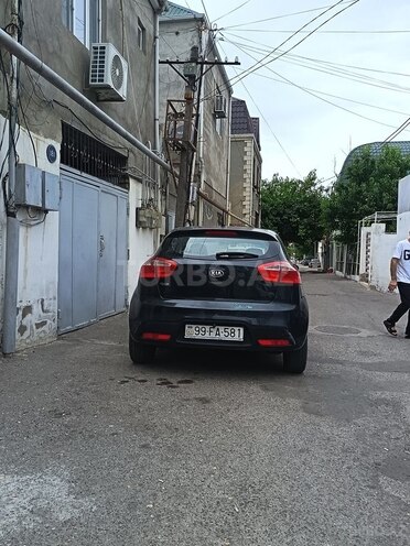 Kia Rio-2