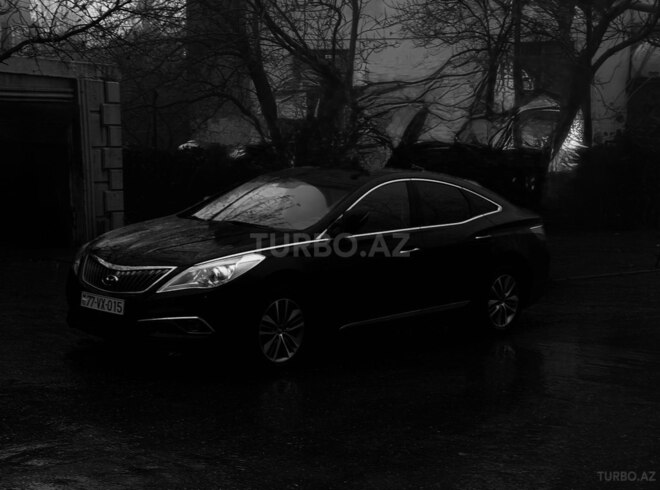 Hyundai Grandeur-2
