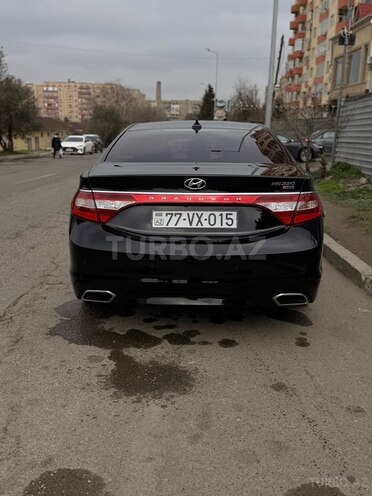Hyundai Grandeur-5
