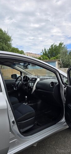 Nissan Versa Note-9