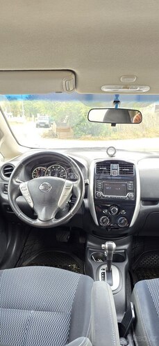 Nissan Versa Note-10