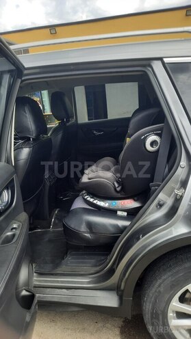 Nissan X-Trail-13