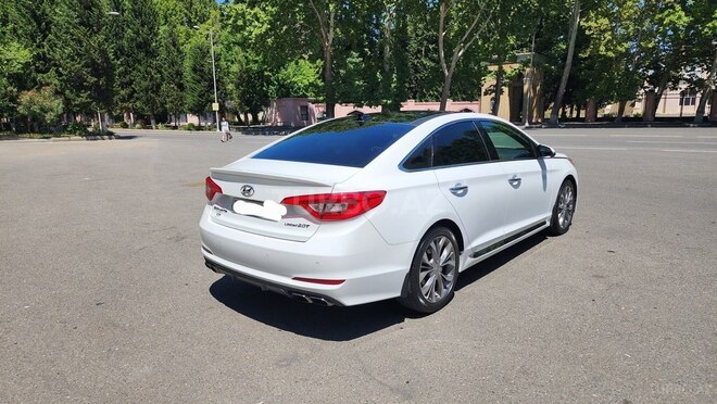 Hyundai Sonata-10