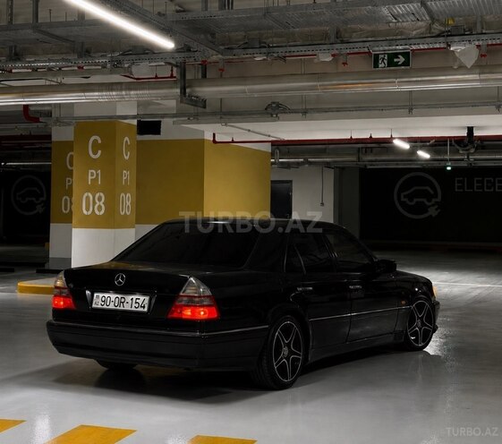 Mercedes C 240-6
