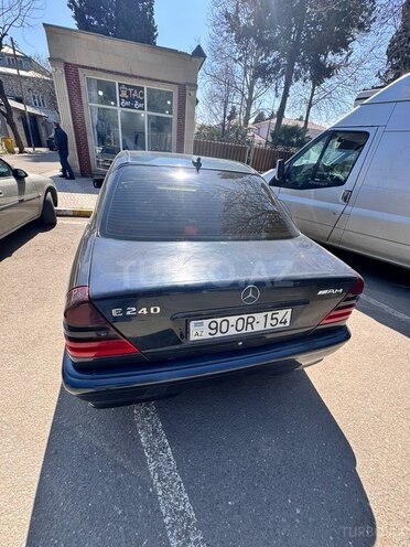Mercedes C 240-3