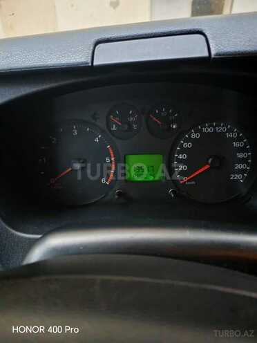 Ford Transit-3