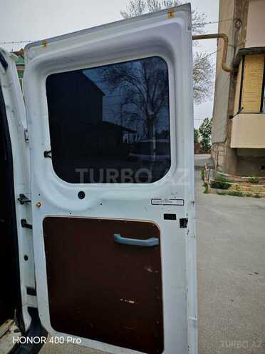 Ford Transit-14