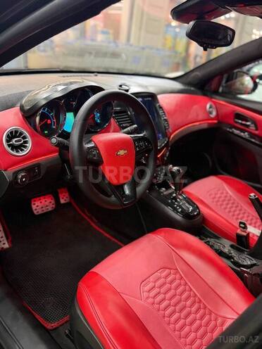 Chevrolet Cruze-11