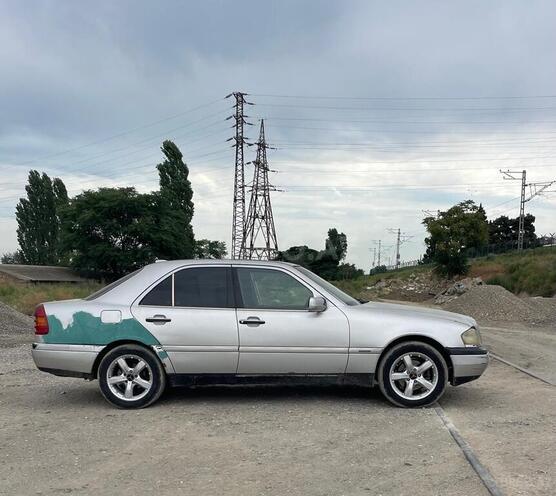 Mercedes C 180-8