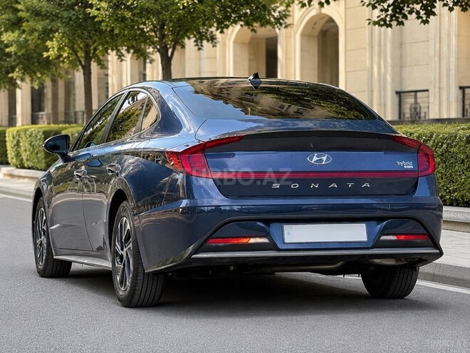 Hyundai Sonata-9
