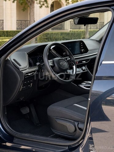 Hyundai Sonata-13