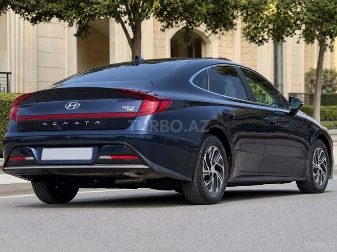 Hyundai Sonata-10