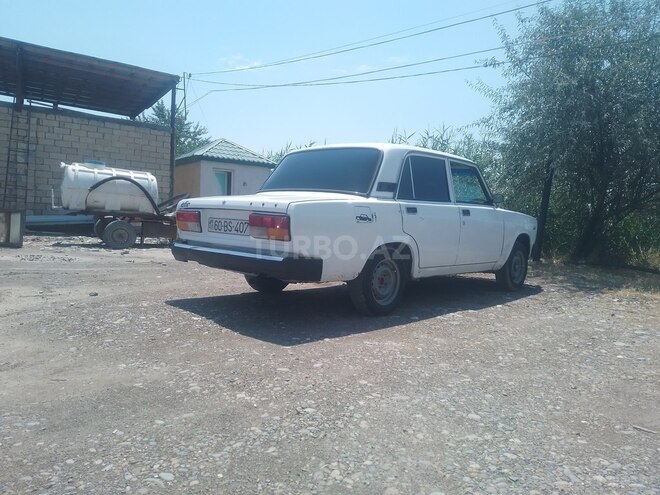 LADA (VAZ) 2107-5
