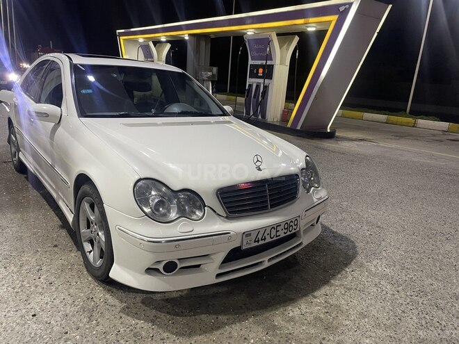 Mercedes C 200-12