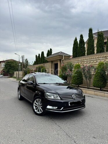 Volkswagen Passat-4