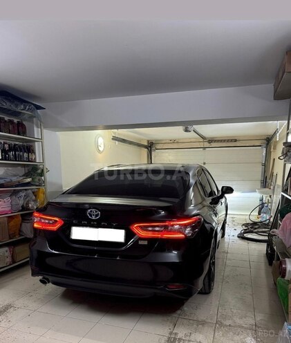Toyota Camry-2