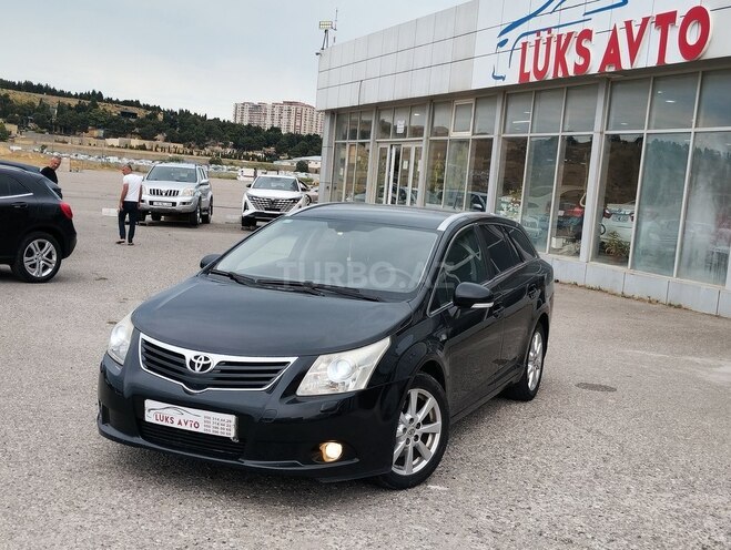Toyota Avensis-2