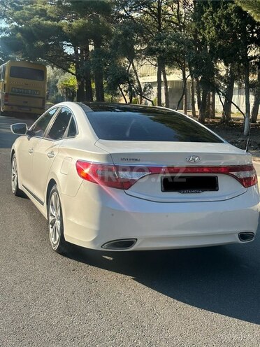 Hyundai Grandeur-11