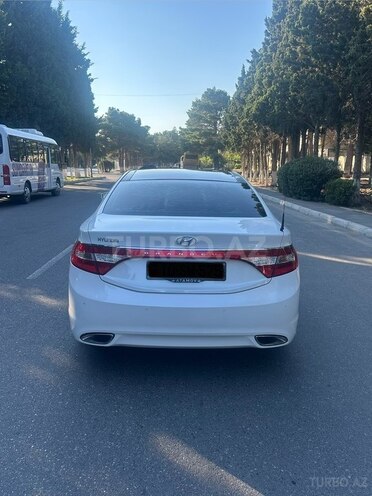 Hyundai Grandeur-17