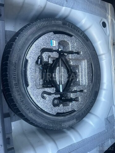 Hyundai Grandeur-16