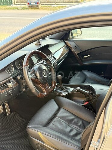 BMW 530-6