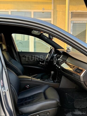 BMW 530-8