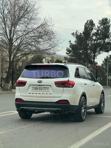 Kia Sorento-2