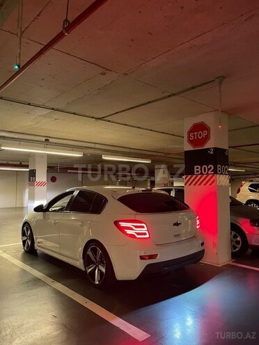 Chevrolet Cruze-8