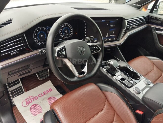 Volkswagen Touareg-14