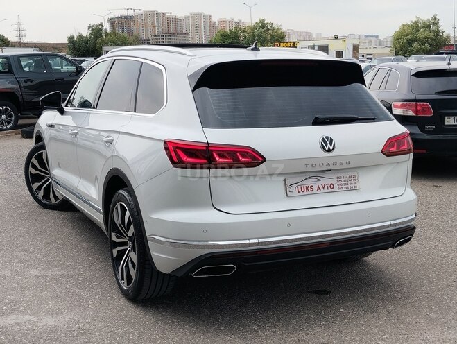 Volkswagen Touareg-6