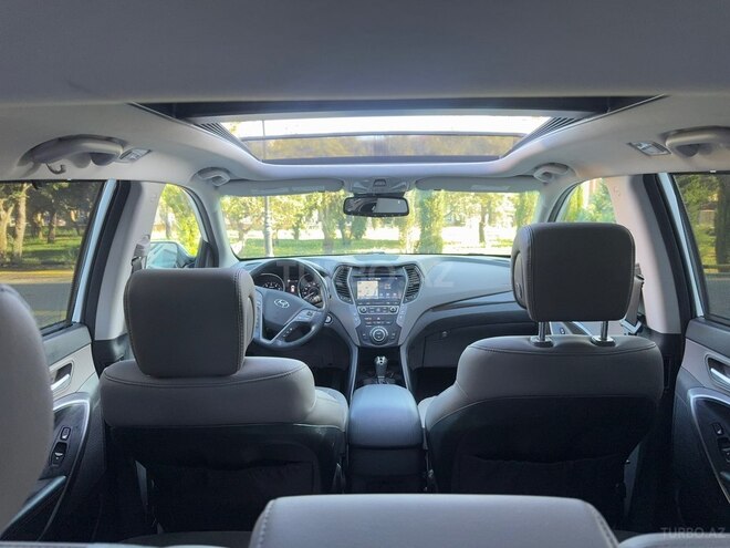 Hyundai Santa Fe-18