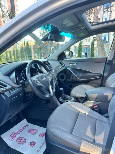 Hyundai Santa Fe-11