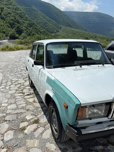 LADA (VAZ) 2107-5