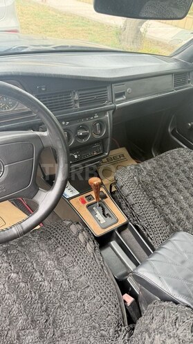 Mercedes 190-6