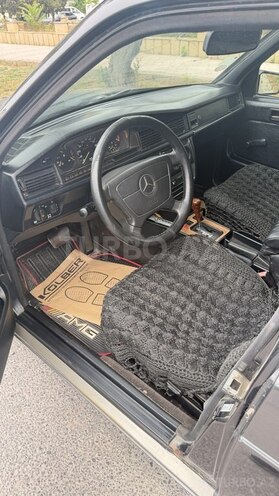 Mercedes 190-7