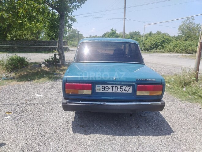 LADA (VAZ) 2107-2
