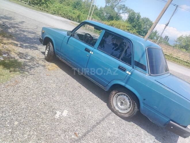 LADA (VAZ) 2107-4