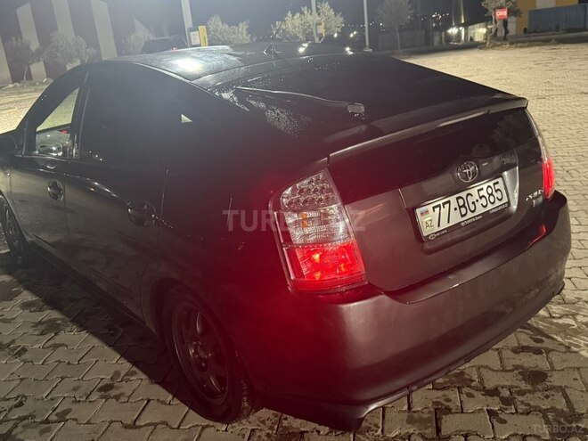Toyota Prius-9