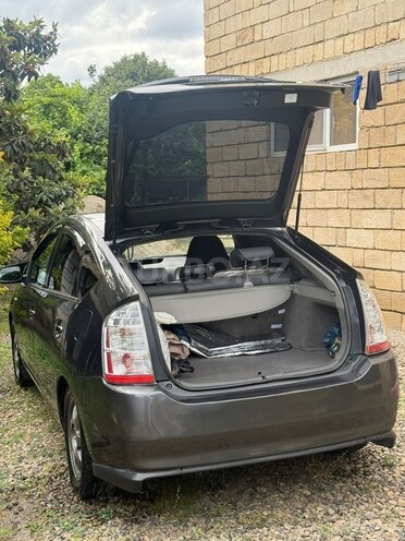 Toyota Prius-15