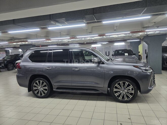 Lexus LX 570-8